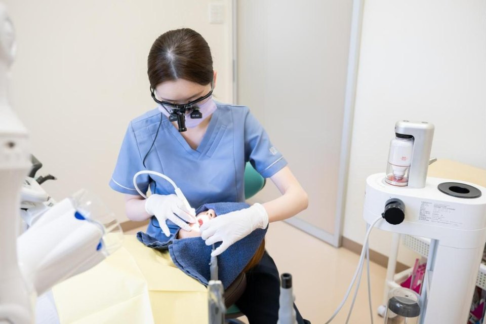 歯科衛生士による歯周病のクリーニング